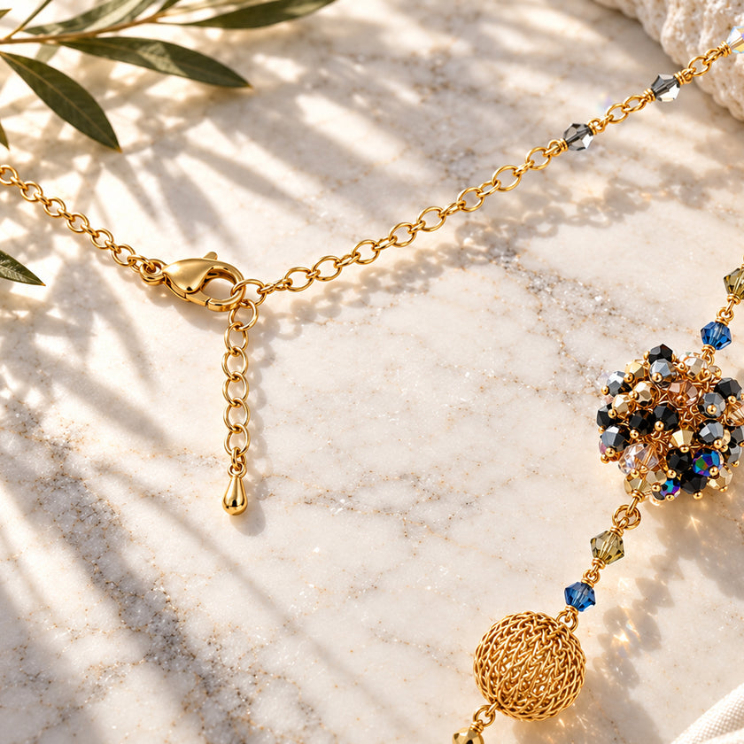 LUNA Necklace
